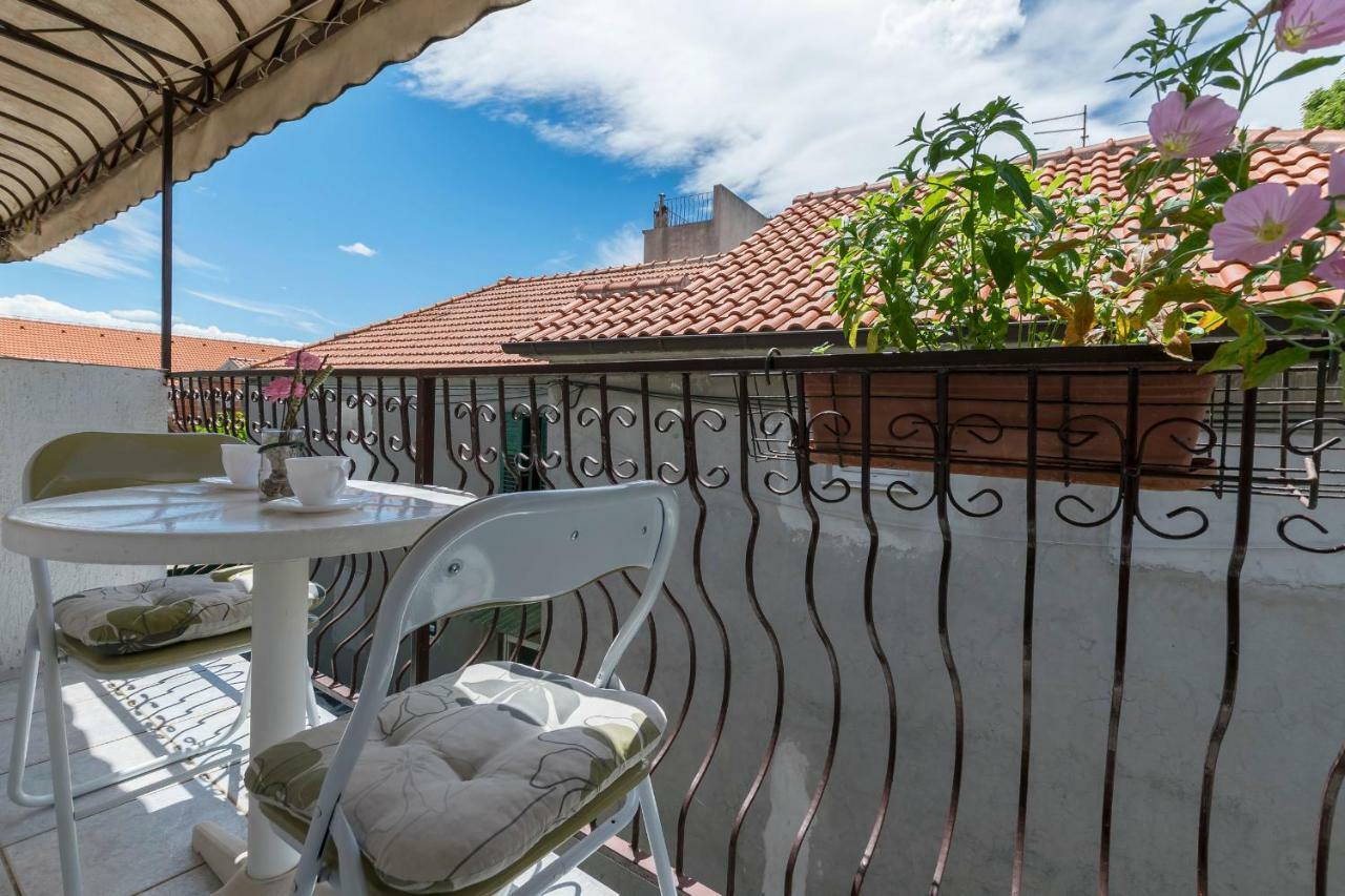 Apartments Miroslava Vodice Exterior foto